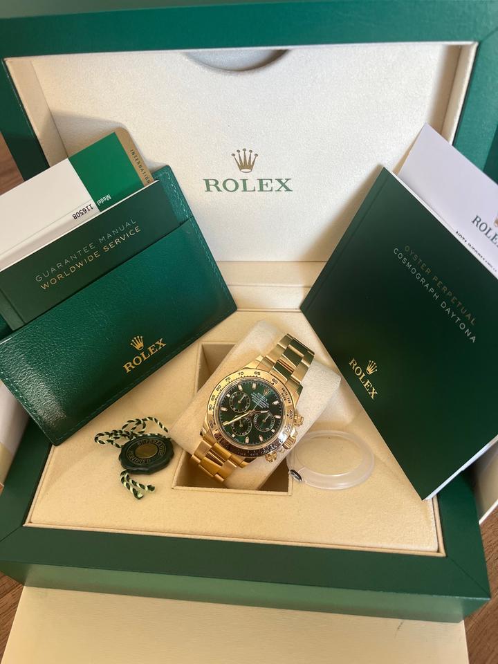 Rolex Daytona Green Dial Yellow Gold 40 MM