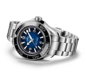 Omega Seamaster Planet Ocean 600M angled view