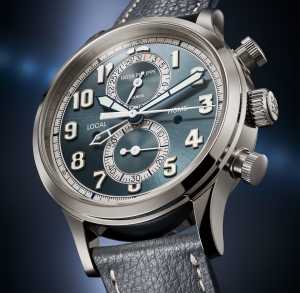 Patek Philippe Calatrava Pilot Travel Time 5524G-001 angled view