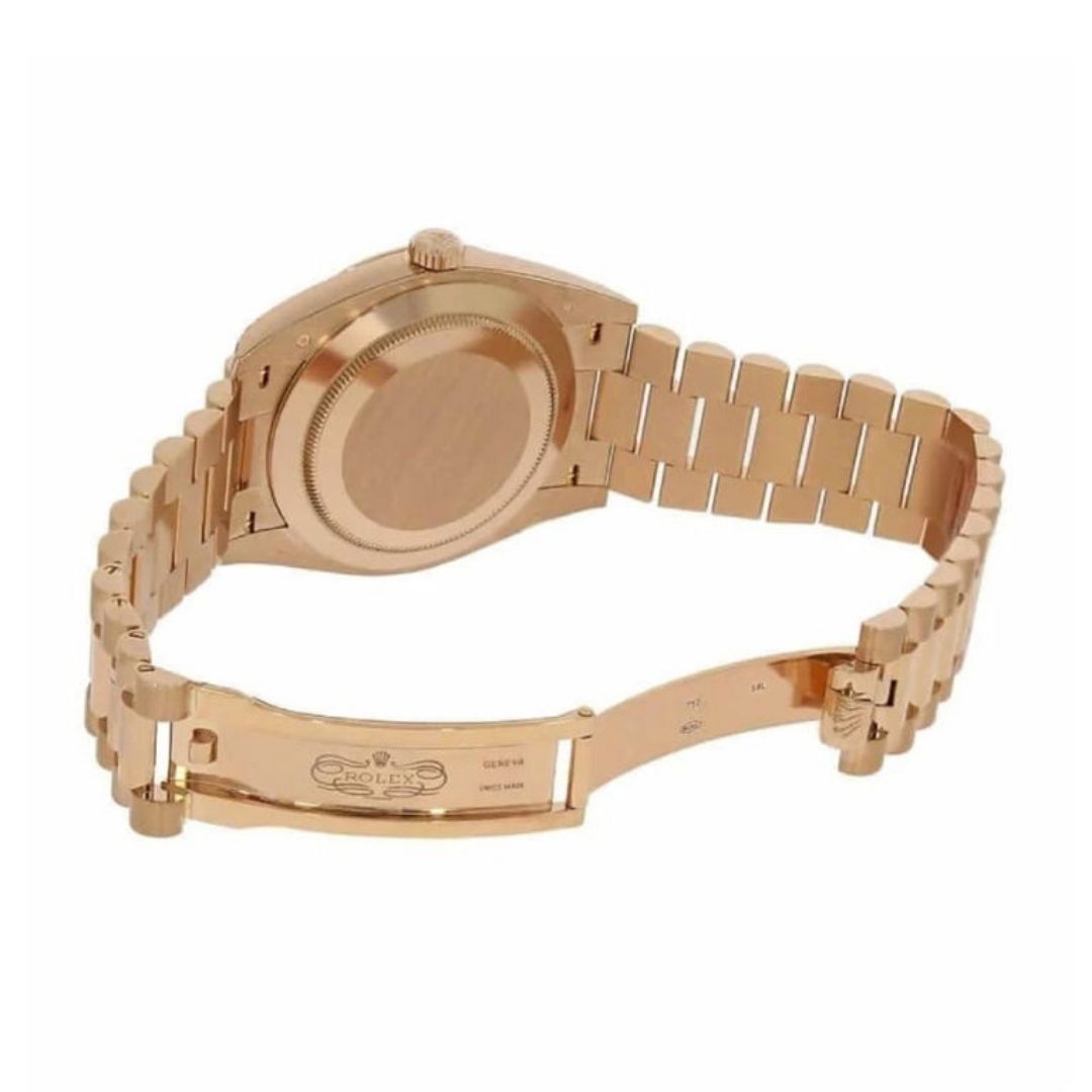 Rolex Day-Date 40 228235-0025 “Olive Green” Everose Gold